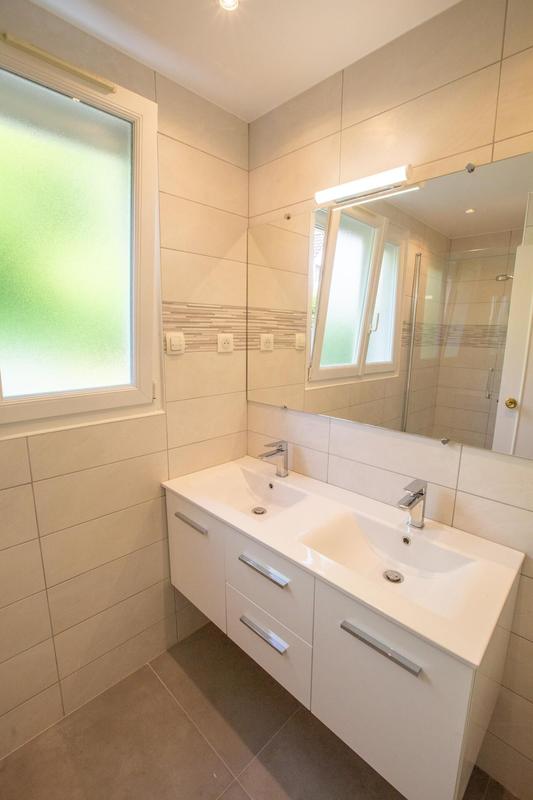 Maison - 141 m² - 6 pièces