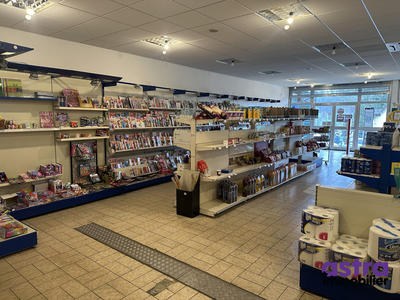 Local commercial - 480 m² - 8 pièces