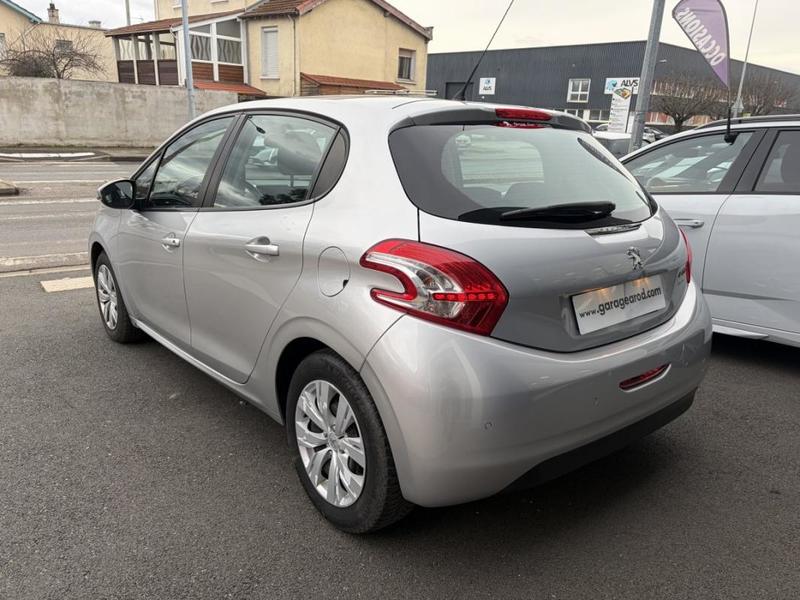 Peugeot 208 1.2 VTi 82 Active - 4 options incluses