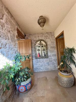 Propriété - 215 m² - 10 pièces