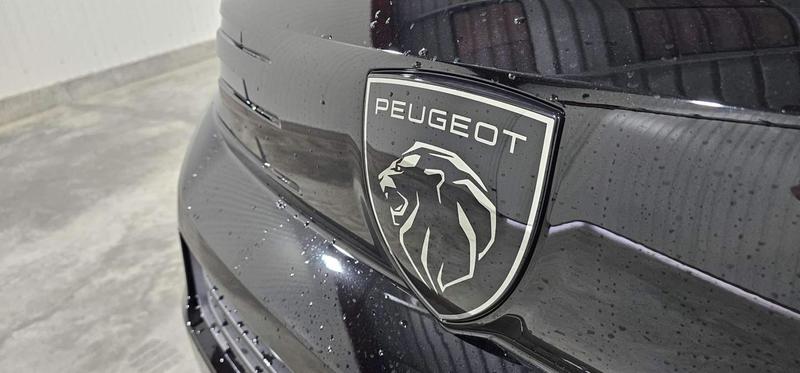 Peugeot Traveller m BlueHDi 180ch s&amp;S Eat8 Business