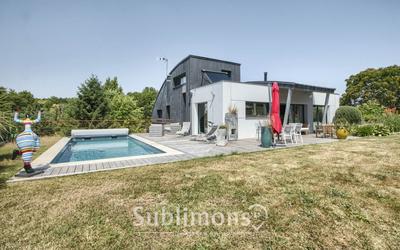 Maison contemporaine - 208 m² - 8 pièces