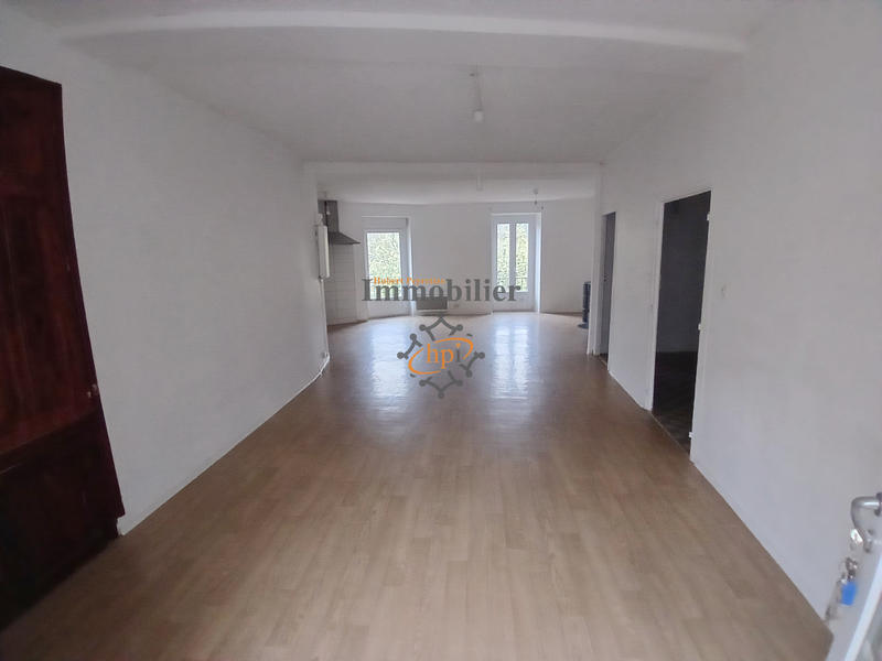 Appartement - 120 m² - 5 pièces