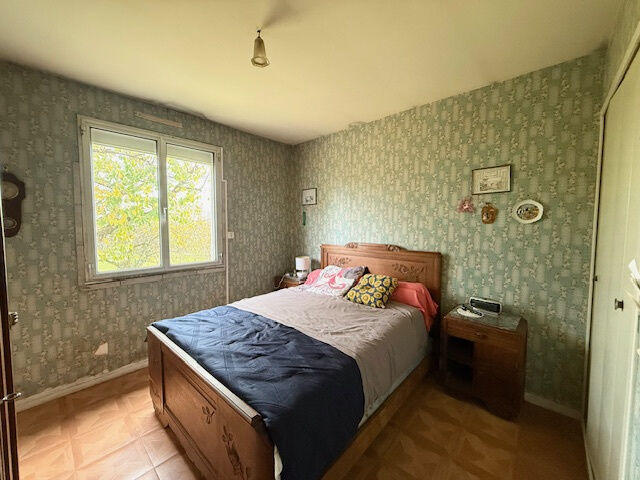 Maison - 99 m² - 5 pièces