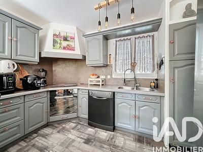 Maison - 104 m² - 5 pièces