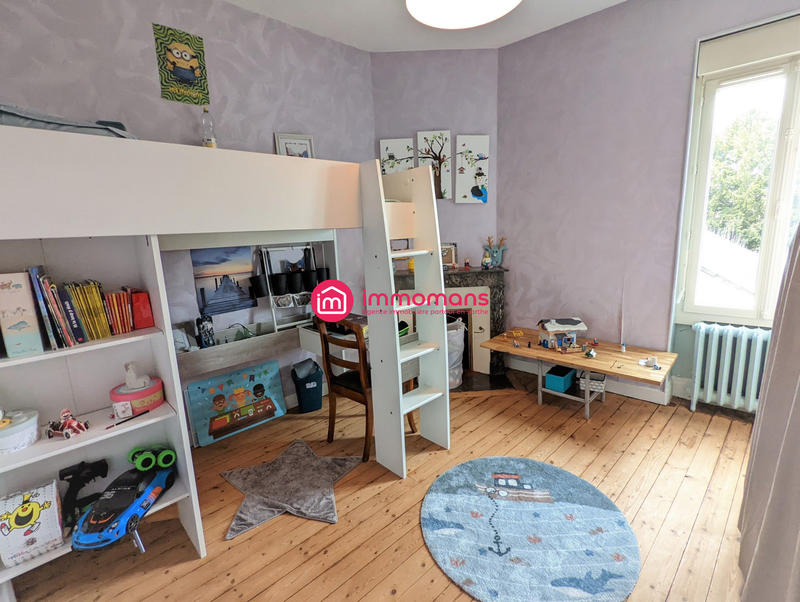 Maison - 151 m² - 6 pièces