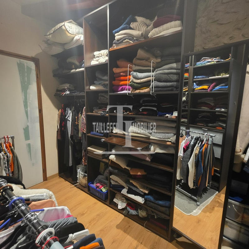 Maison ancienne - 300 m² - 10 pièces