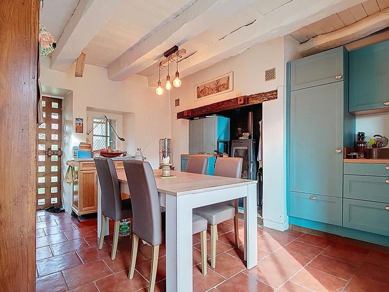 Maison - 303 m² - 19 pièces