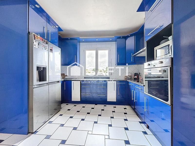 Maison - 170 m² - 7 pièces