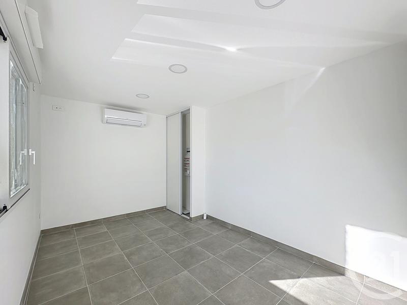 Maison - 87 m² - 5 pièces