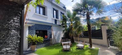 Maison de ville - 128 m² - 5 pièces