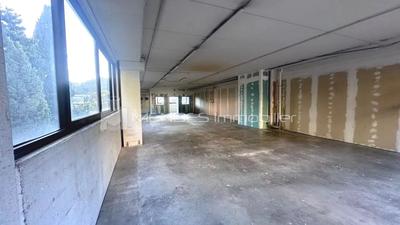 Local d'activités - 164 m²