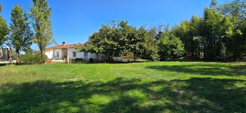 Maison - 186 m² - 6 pièces