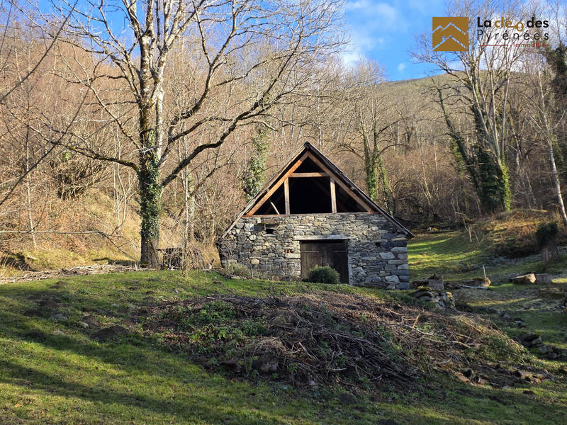 Maison ancienne - 80 m² - 1 pièce
