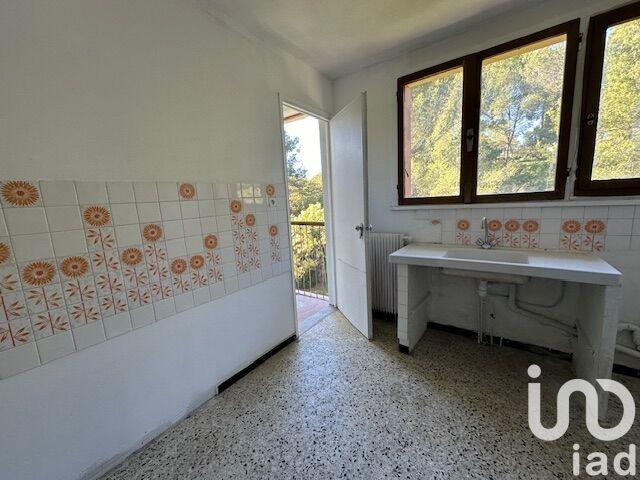 Appartement - 75 m² - 4 pièces