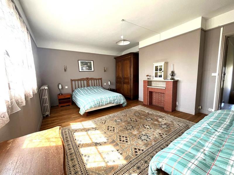 Maison - 118 m² - 8 pièces