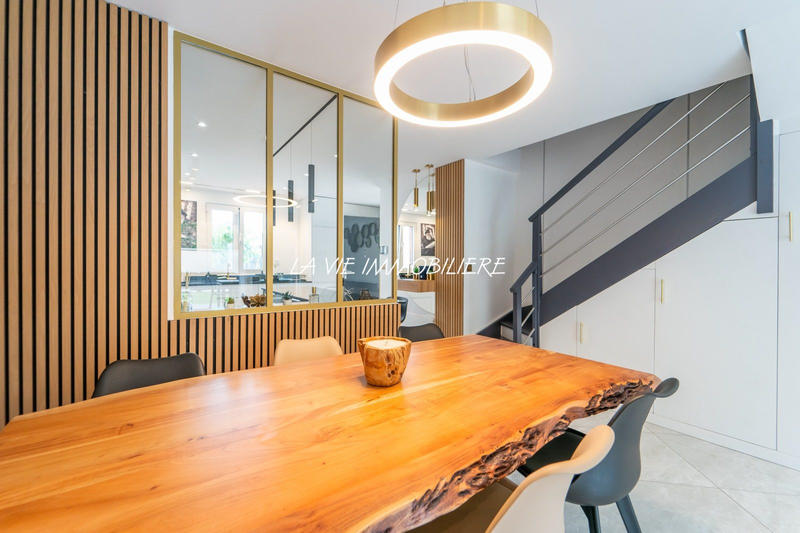 Appartement - 121 m² - 4 pièces