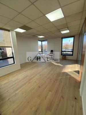 Bureau - 250 m²