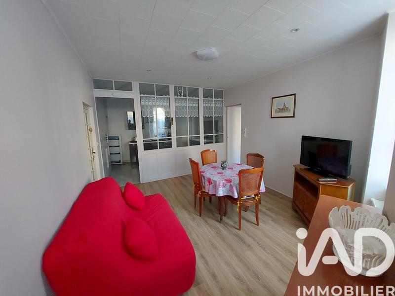 Maison de ville - 236 m² - 9 pièces