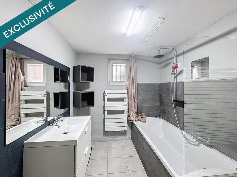 Maison - 138 m² - 7 pièces