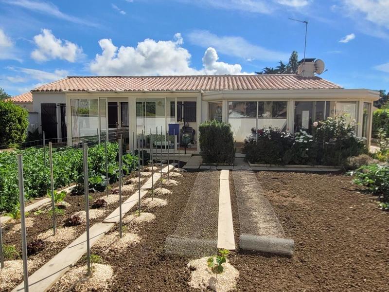 Maison - 93 m² - 4 pièces