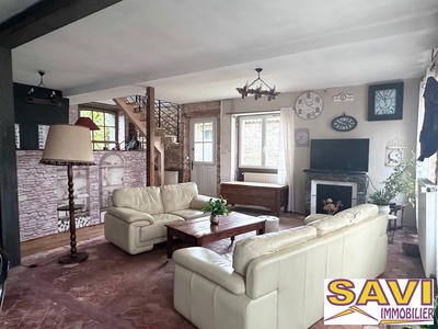 Maison ancienne - 213 m² - 6 pièces