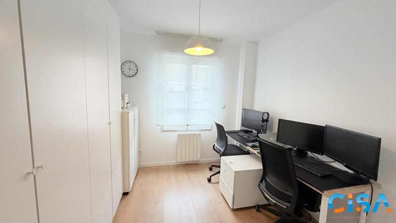 Maison traditionnelle - 122 m² - 6 pièces