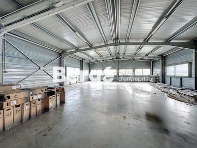 Entrepôt - 600 m²