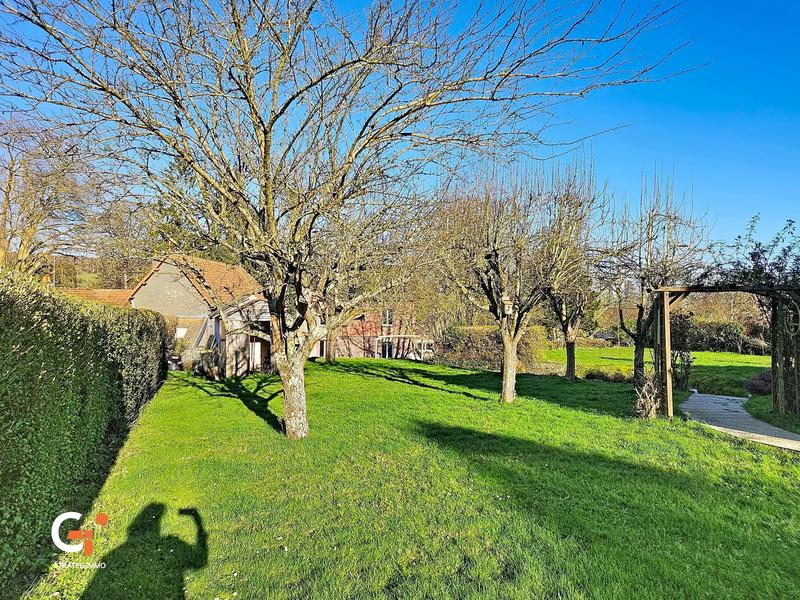 Maison - 104 m² - 4 pièces