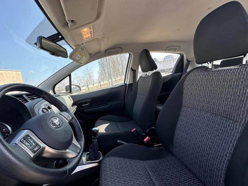 Toyota Yaris III (2) 100 Vvt-I Design 5p