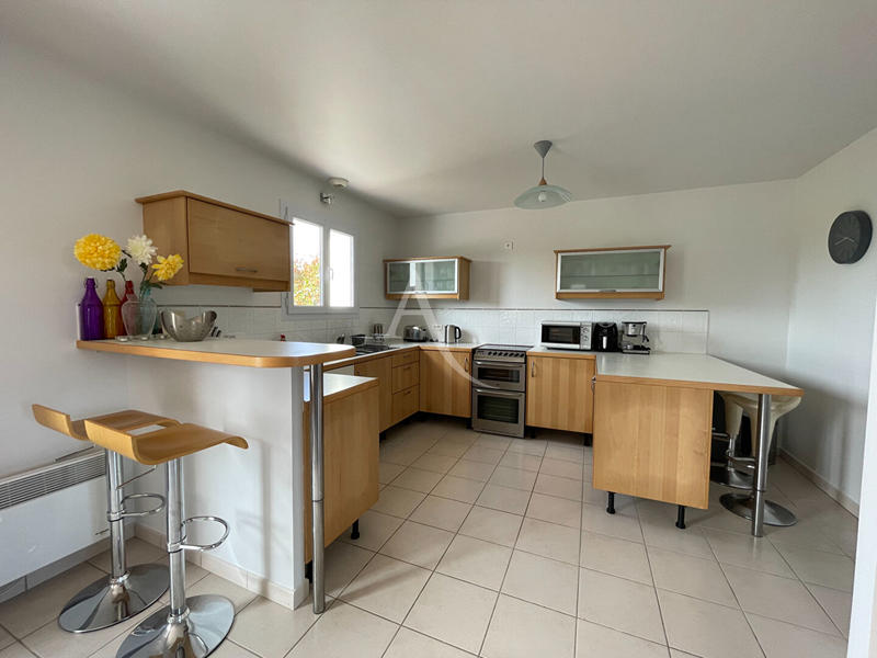 Maison - 85 m² - 5 pièces