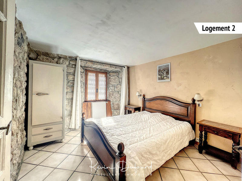 Propriété - 300 m² - 13 pièces