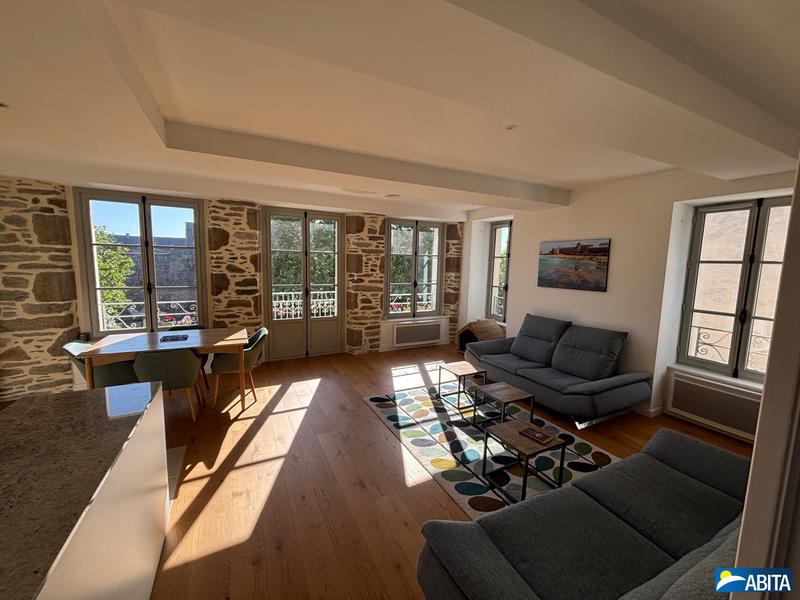 Appartement - 89 m² - 3 pièces