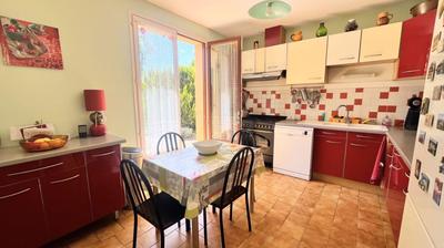 Maison - 206 m² - 11 pièces