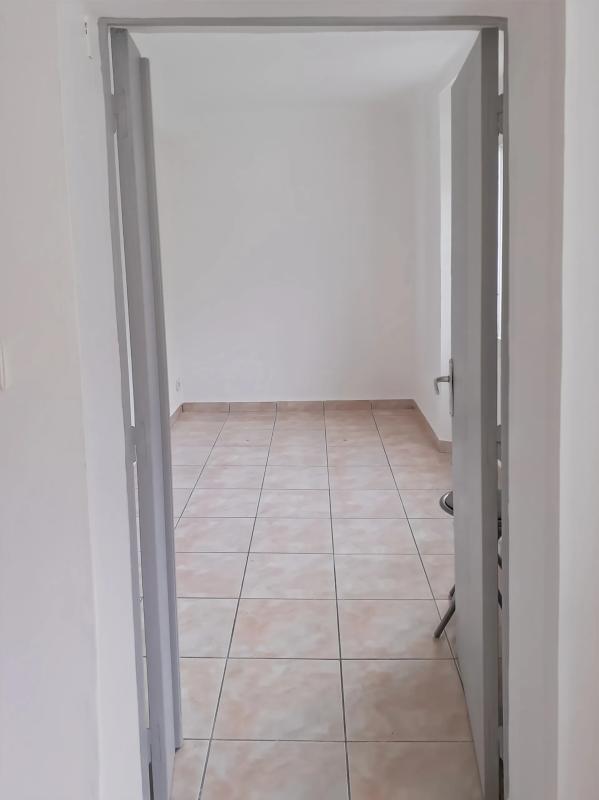 Appartement - 60 m² - 4 pièces