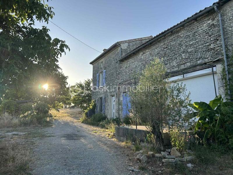 Maison - 98 m² - 6 pièces