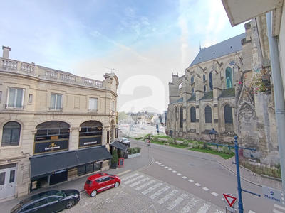 Appartement - 81 m² - 3 pièces