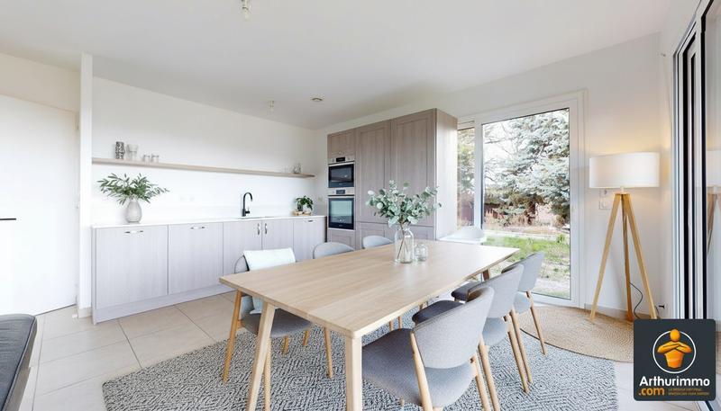 Appartement - 102 m² - 4 pièces