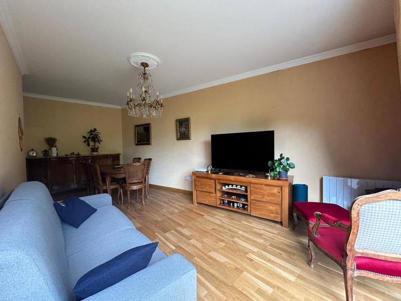 Appartement - 74 m² - 3 pièces