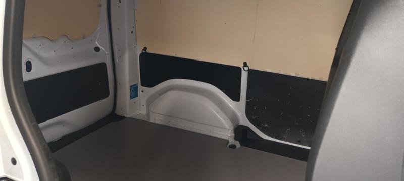 Renault Kangoo Van Blue Dci 115 Edc Grand Confort - 22