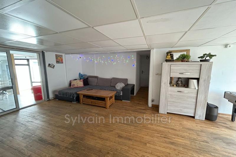 Maison - 196 m² - 7 pièces