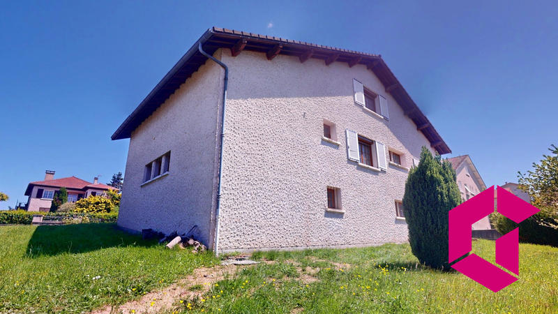 Maison traditionnelle - 135 m² - 6 pièces