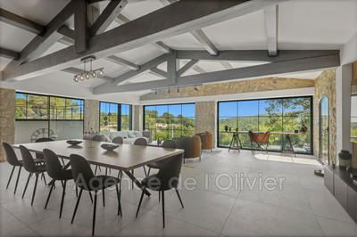 Maison en pierre - 289 m² - 7 pièces