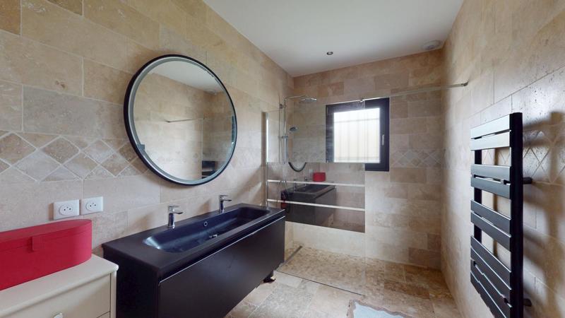 Maison - 136 m² - 4 pièces