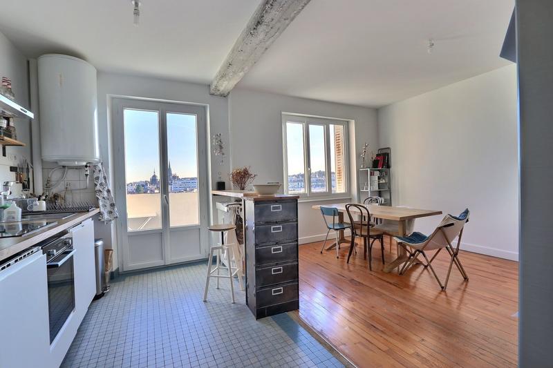 Appartement - 103 m² - 5 pièces