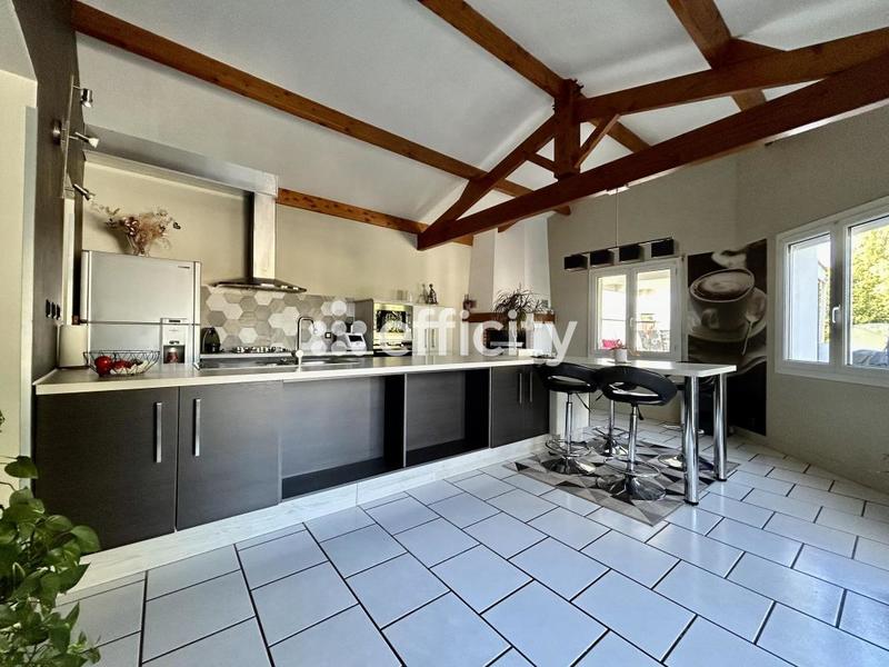 Maison - 135 m² - 7 pièces