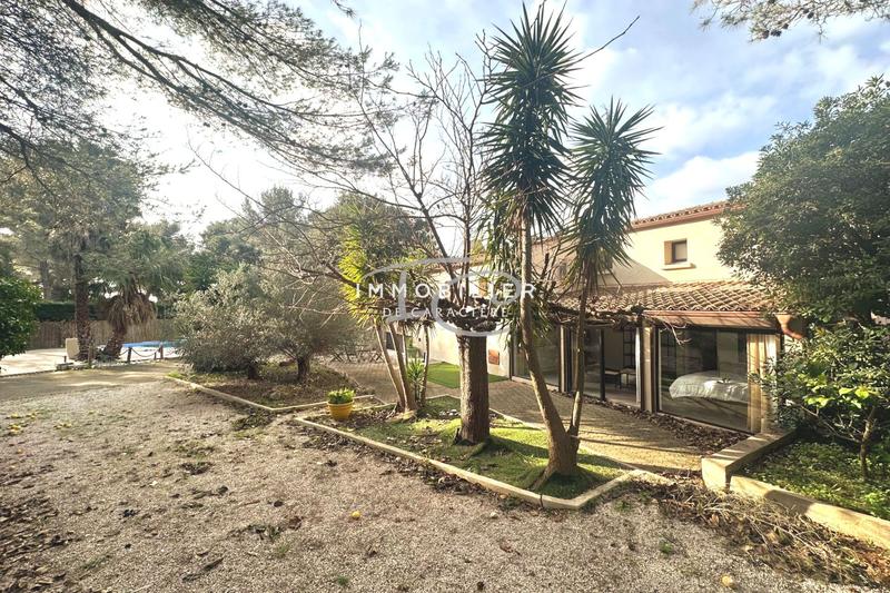 Maison - 159 m² - 5 pièces