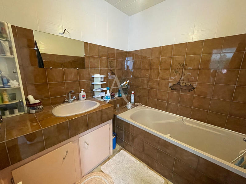 Maison - 87 m² - 4 pièces