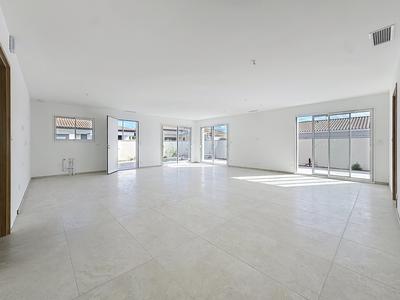 Villa - 92 m² - 4 pièces