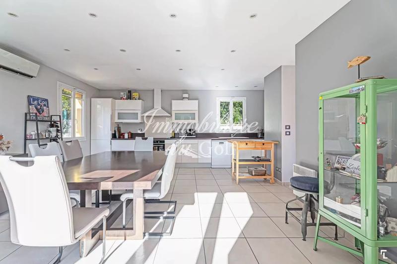 Villa - 122 m² - 5 pièces